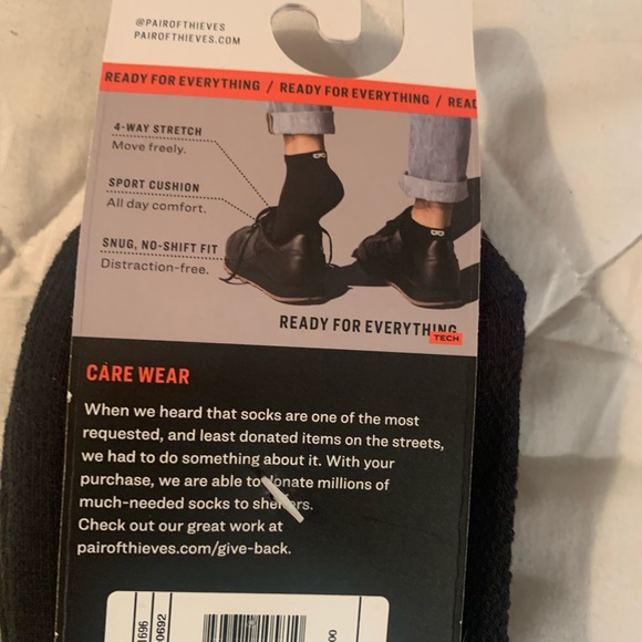 A PAIR OF THIEVES SOX BLACK CUSHION LOE CUT SIZE 8 - 12 NWT. - Picture 4 of 4